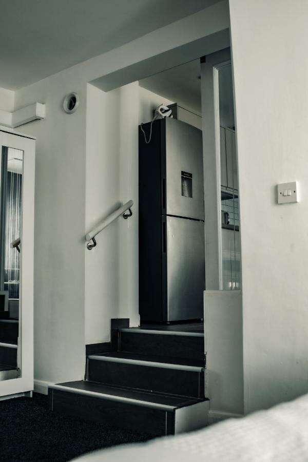 Dealhouse Apartments 10 Huddersfield Luaran gambar